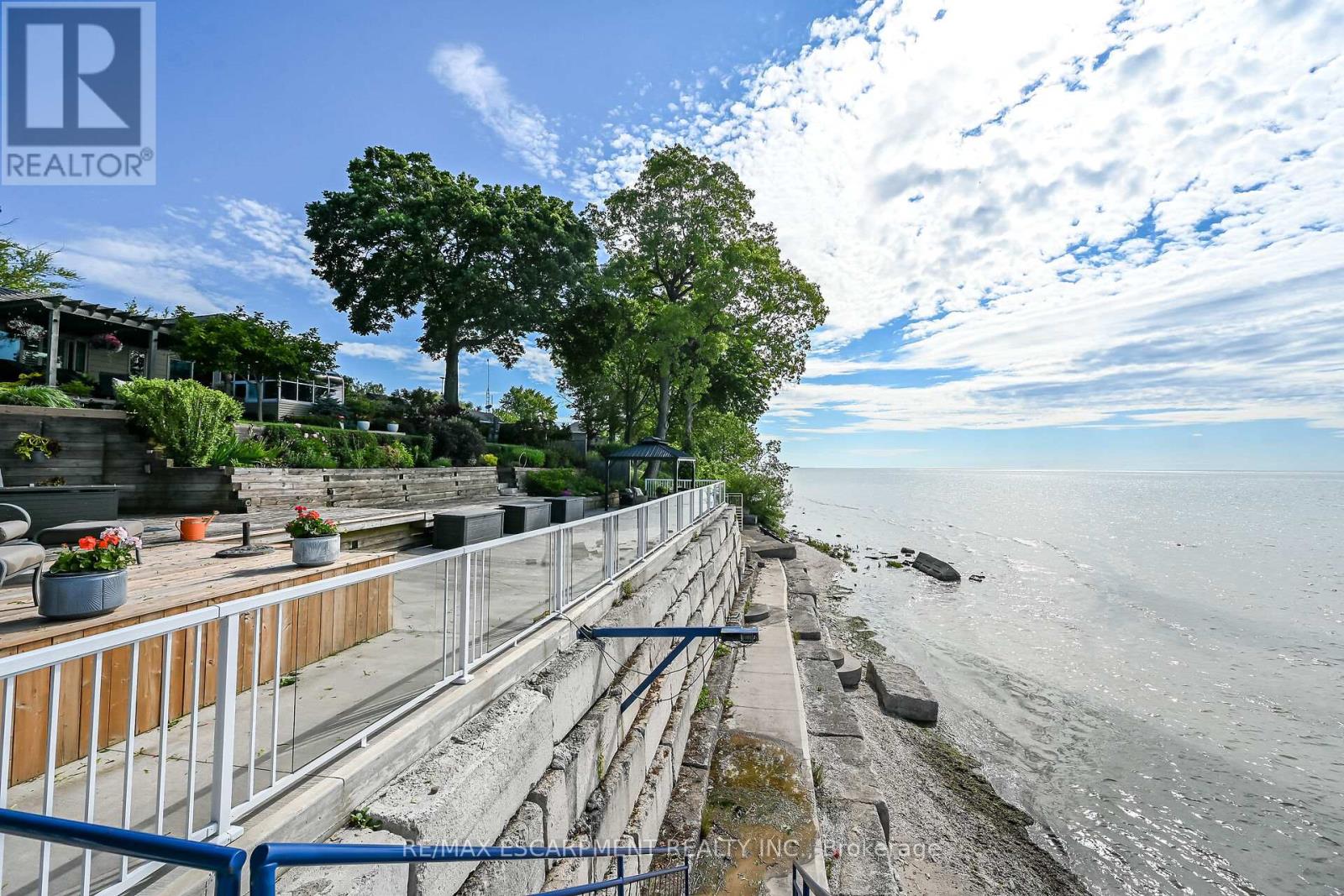 108 LAKESIDE DRIVE - 40