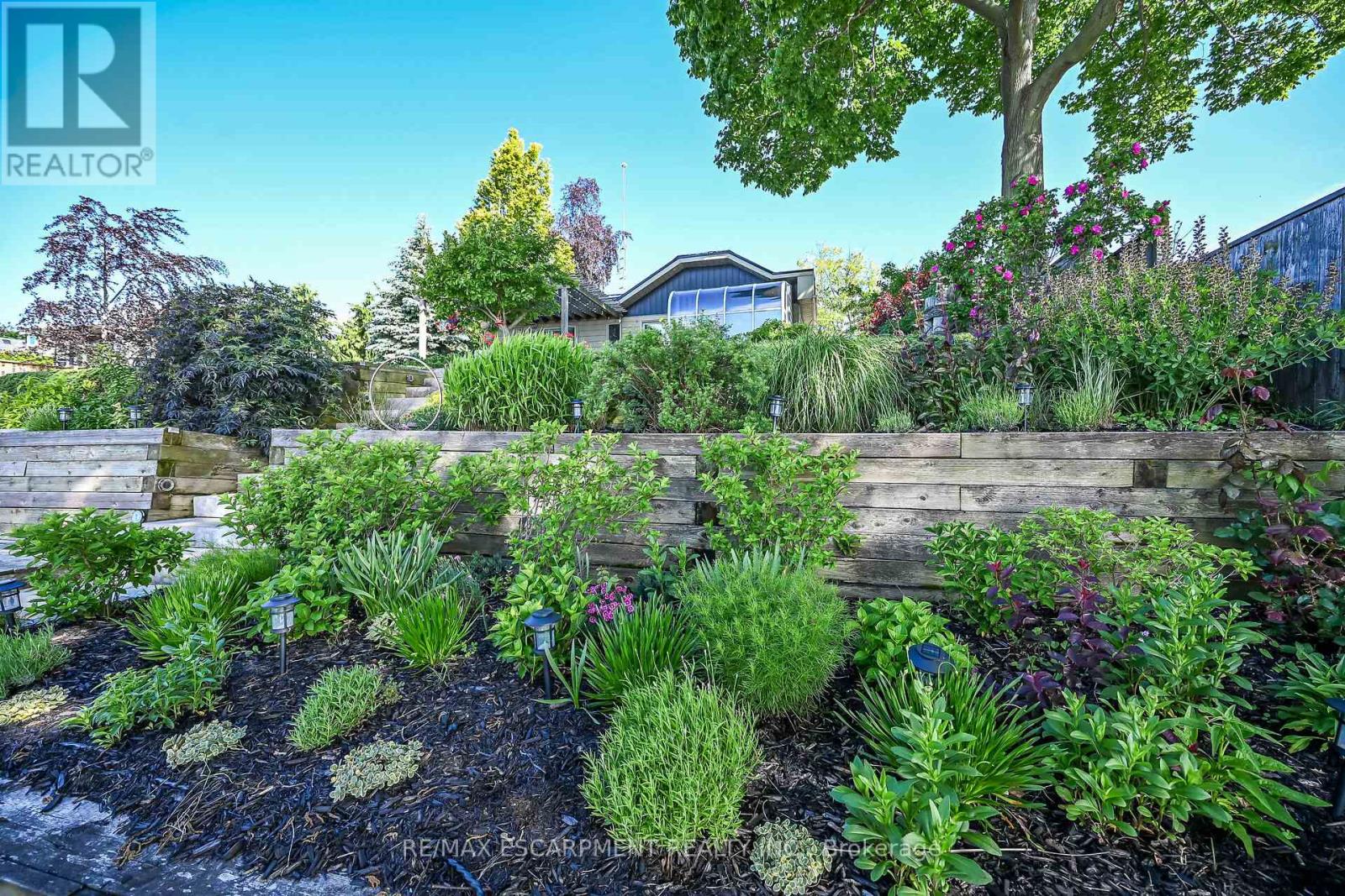 108 LAKESIDE DRIVE - 41