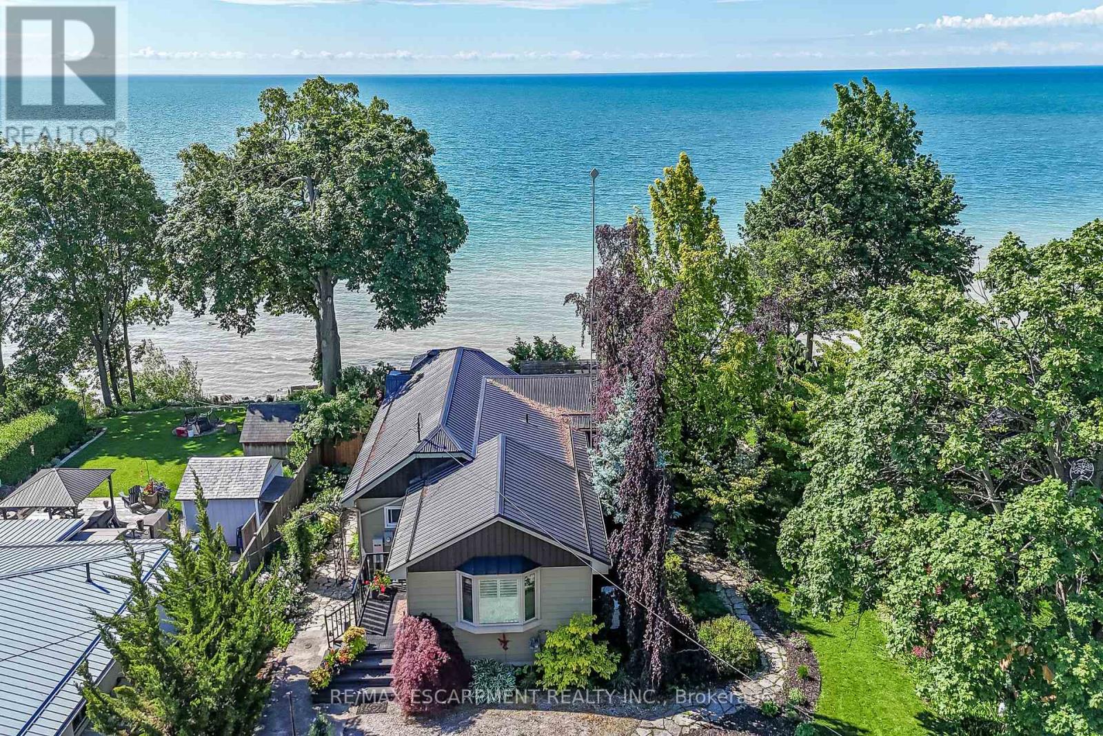 108 LAKESIDE DRIVE - 47