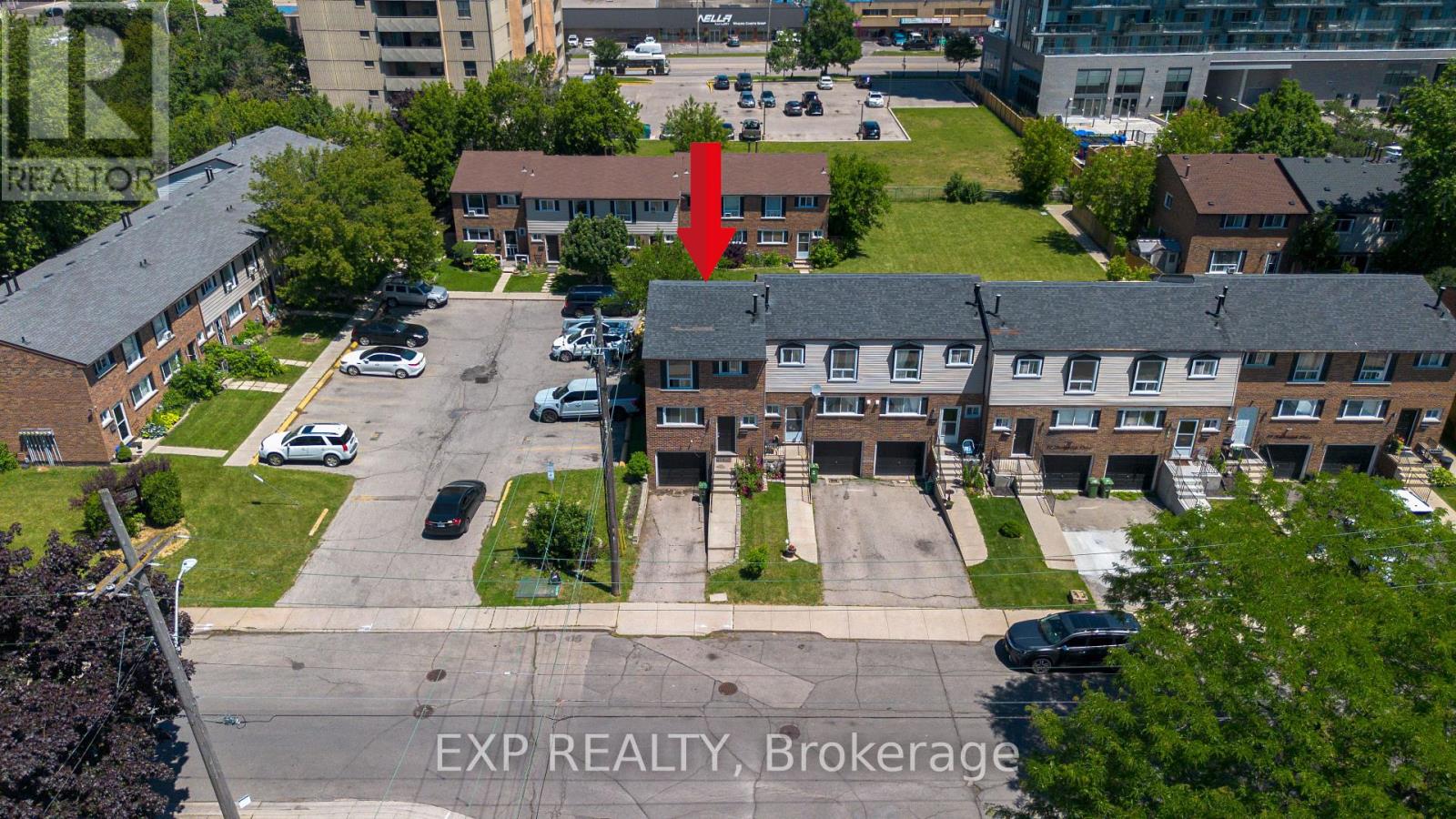 #85 75 BERKINDALE DRIVE - 29