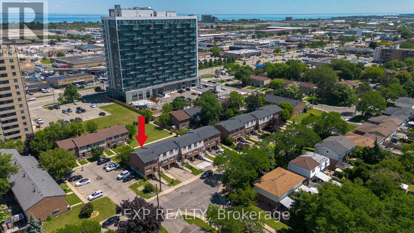 #85 75 BERKINDALE DRIVE - 30