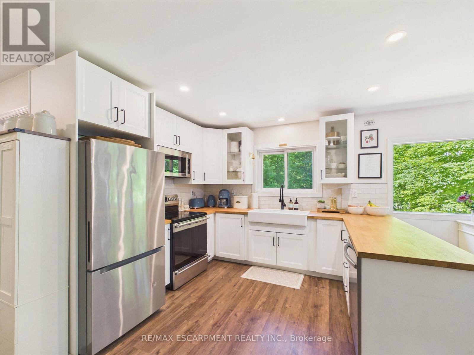 1700 LORIMER LAKE ROAD E - 10