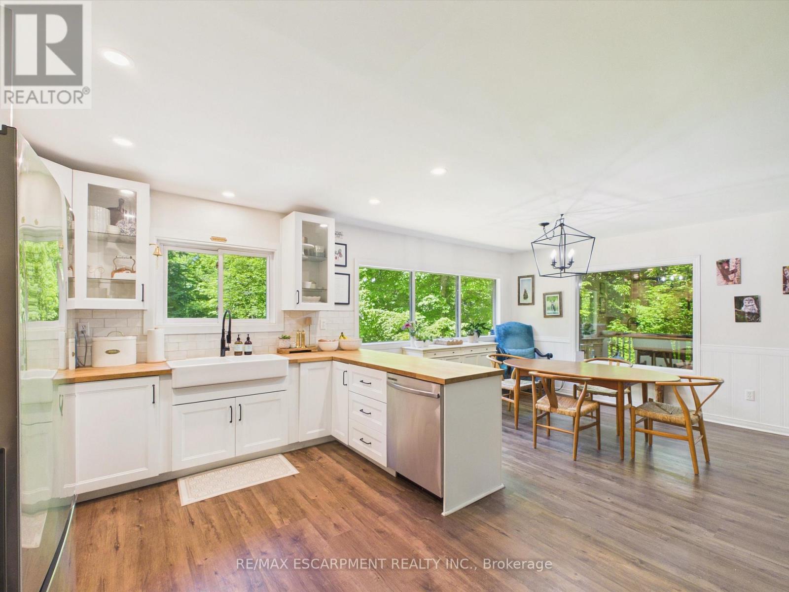 1700 LORIMER LAKE ROAD E - 11