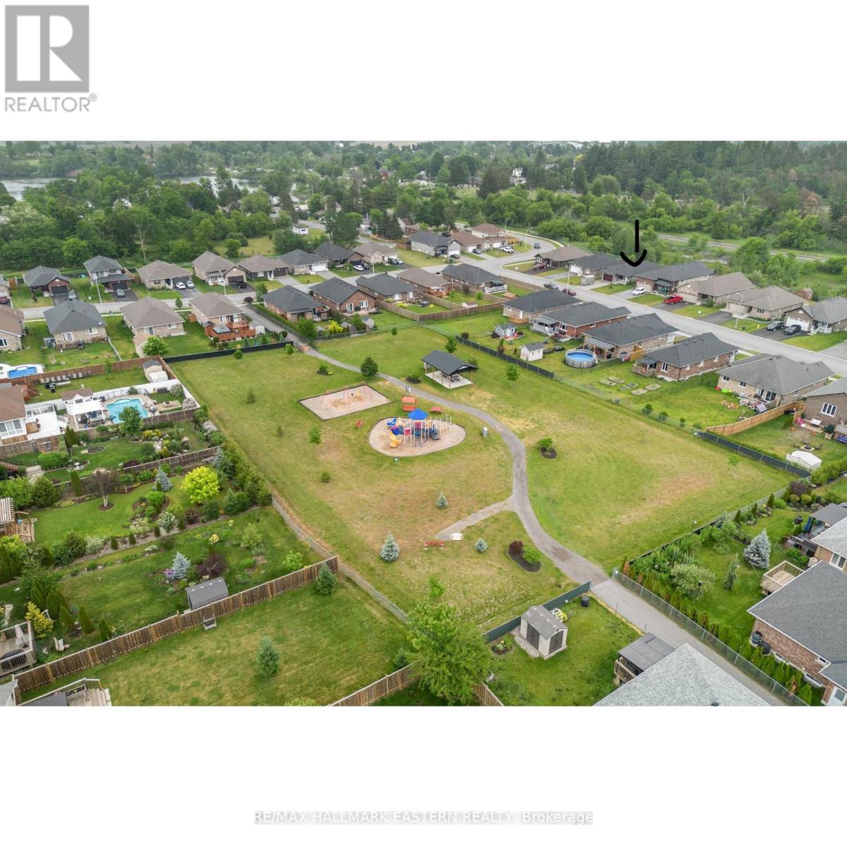 7 MILLPOND LANE - 23