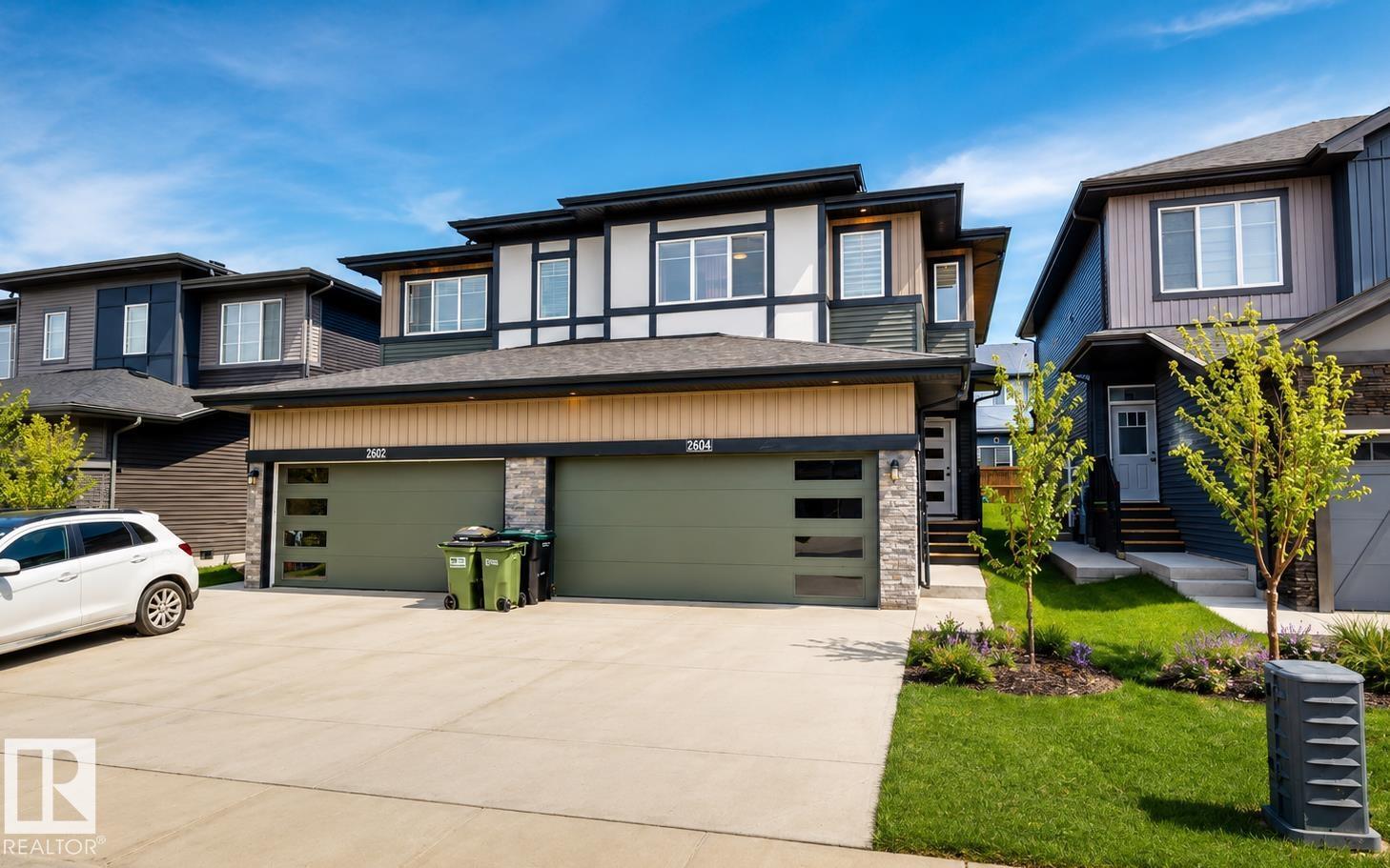 6404 27 AV SW - 1