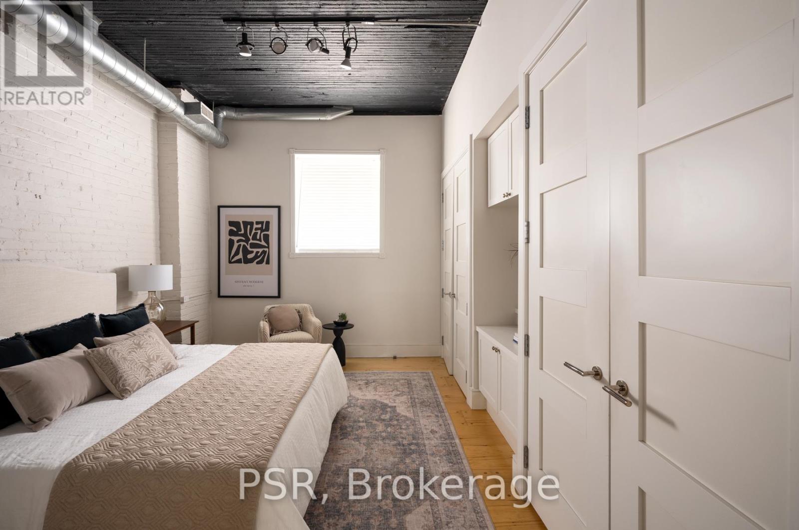 #8 20 BROCKTON AVENUE - 15