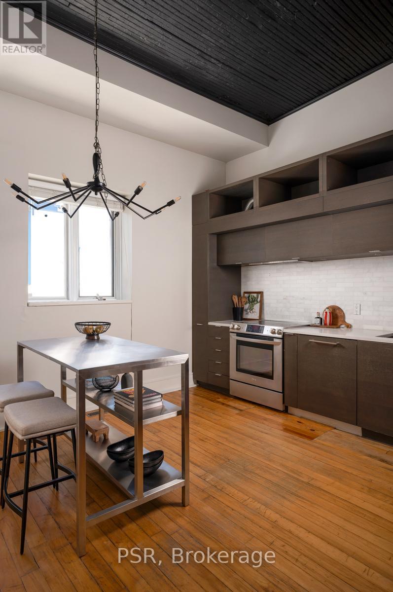 #8 20 BROCKTON AVENUE - 26