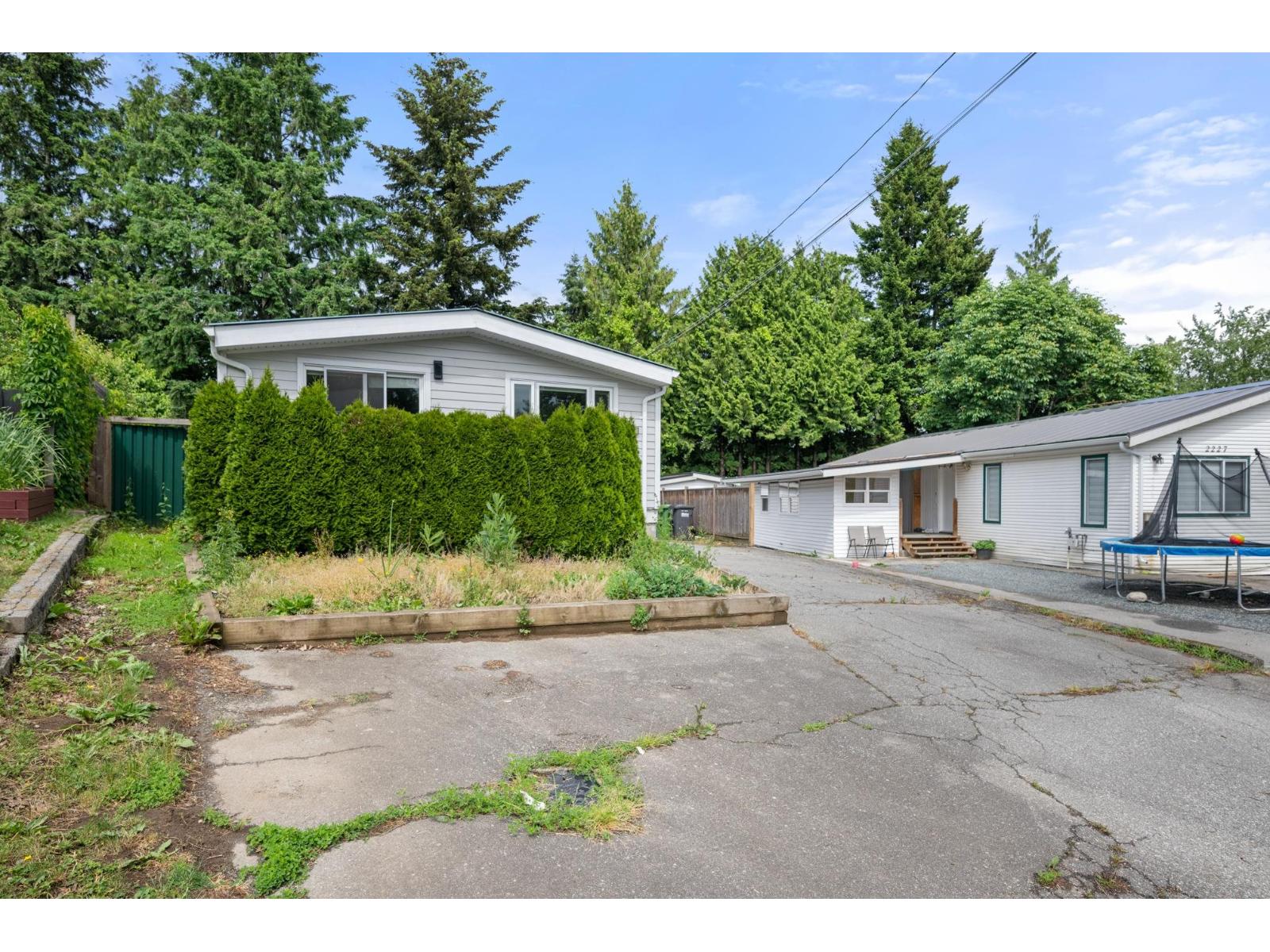 2225 CRYSTAL COURT, Abbotsford