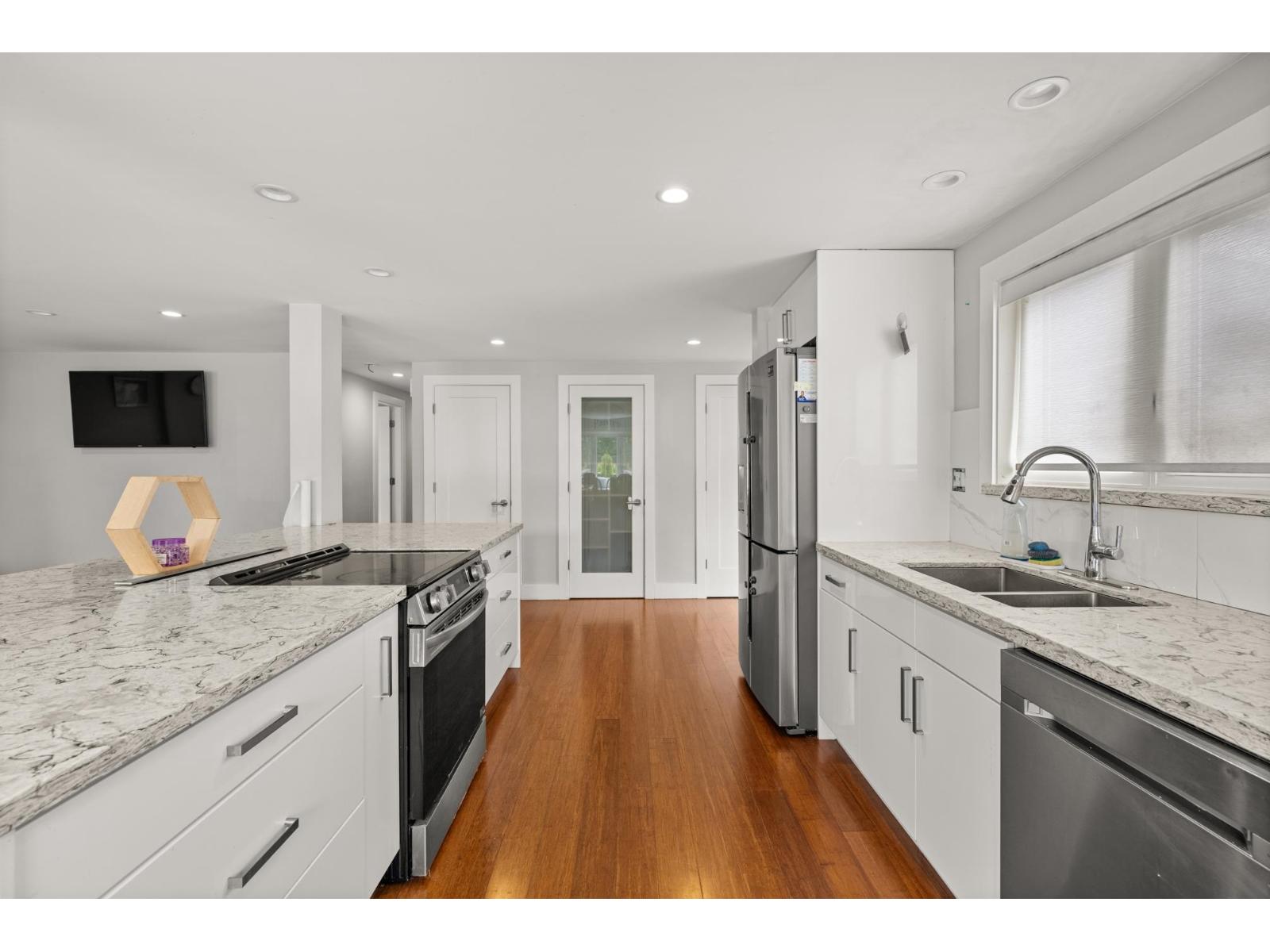 2225 CRYSTAL COURT, Abbotsford