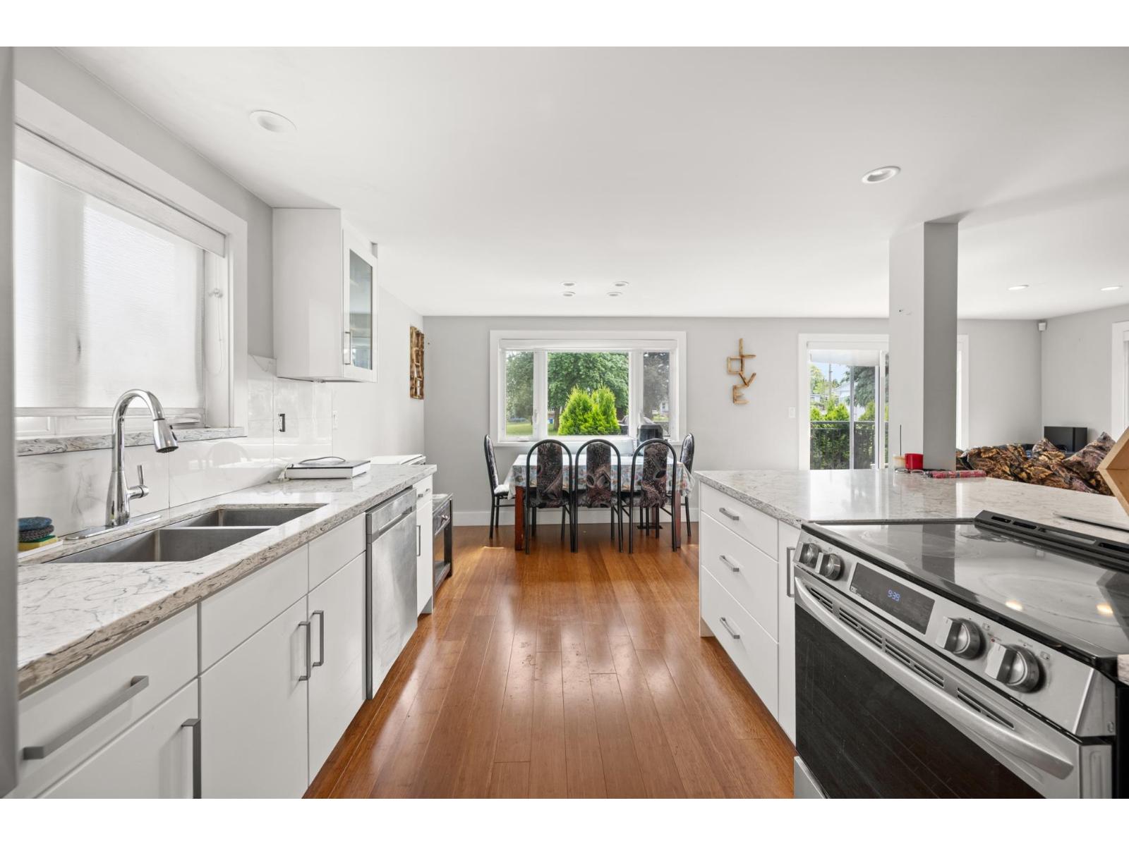 2225 CRYSTAL COURT, Abbotsford