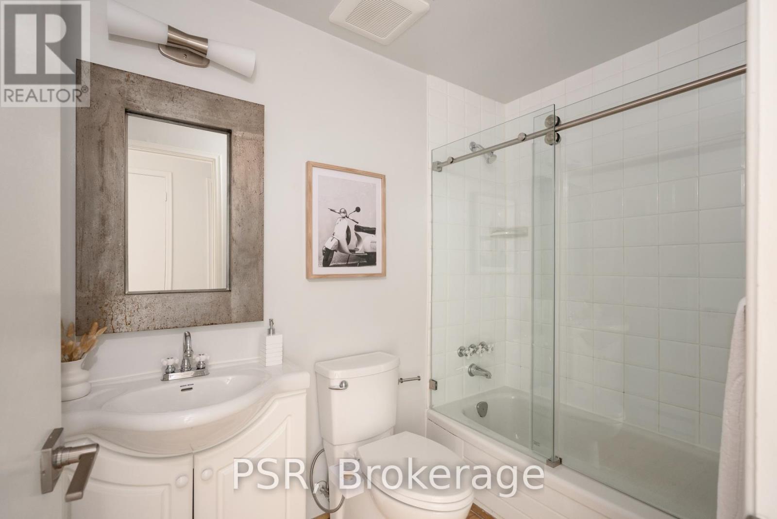 #8 20 BROCKTON AVENUE - 36