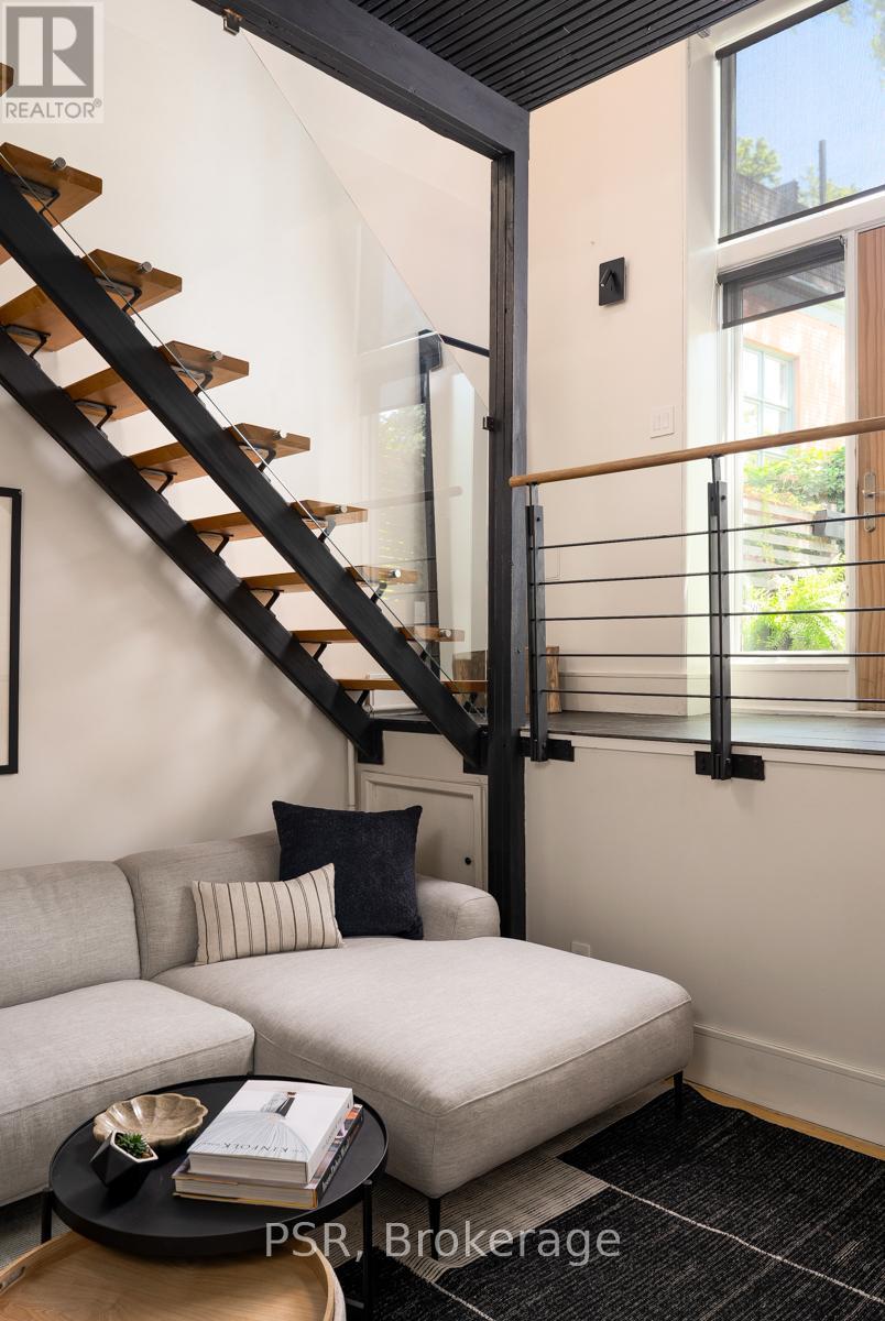 #8 20 BROCKTON AVENUE - 8