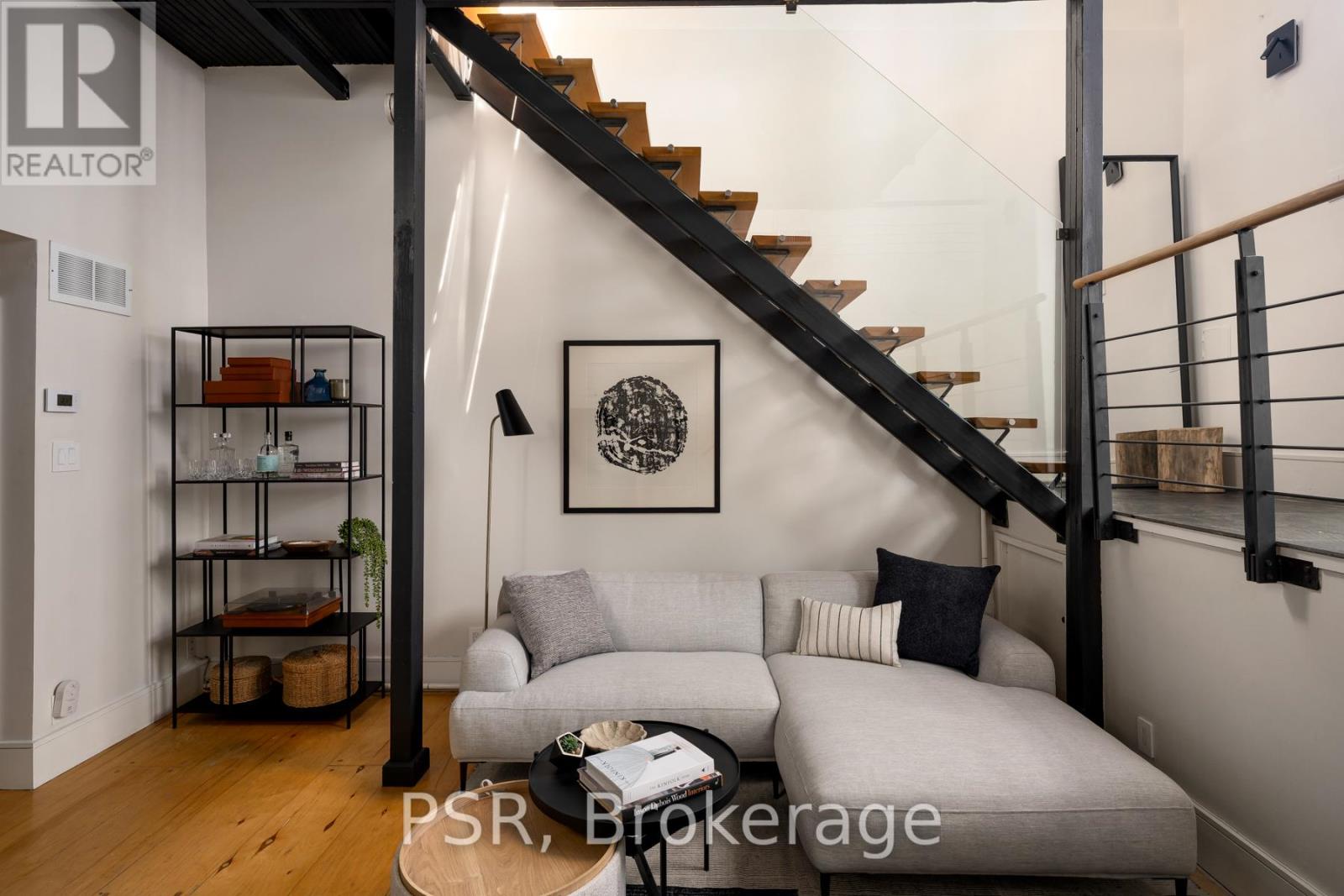 #8 20 BROCKTON AVENUE - Image 6