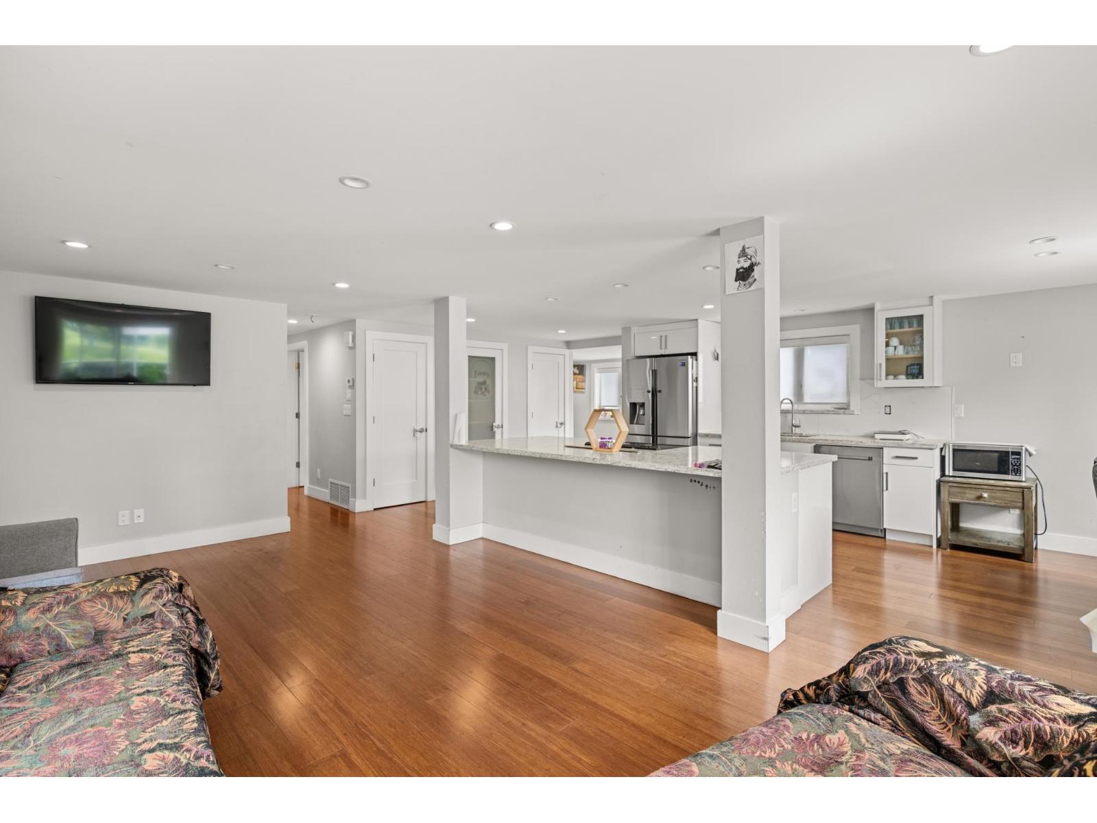 2225 CRYSTAL COURT, Abbotsford