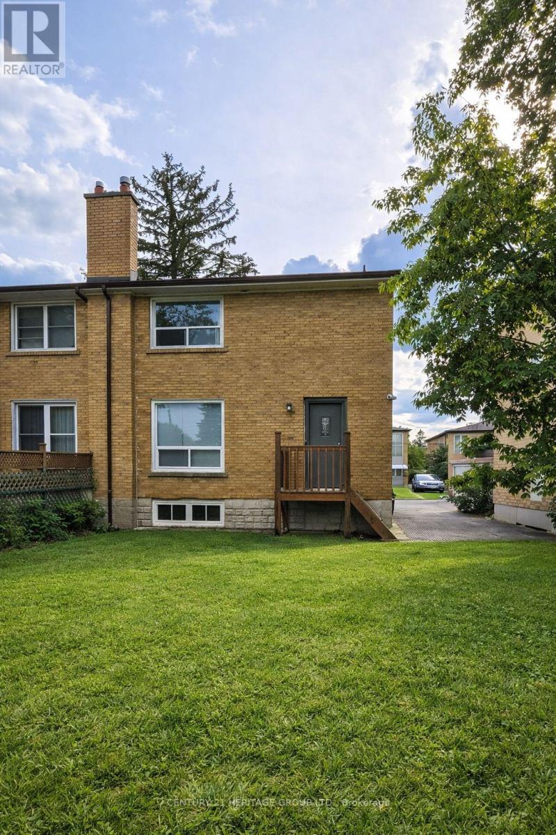 21 GARTHDALE COURT - 2