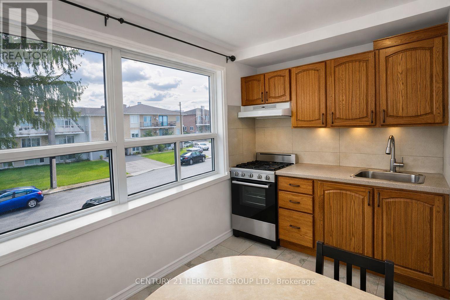 21 GARTHDALE COURT - 7