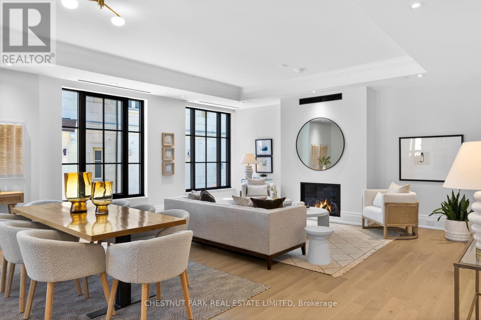 #202 77 CLARENDON AVENUE - 2