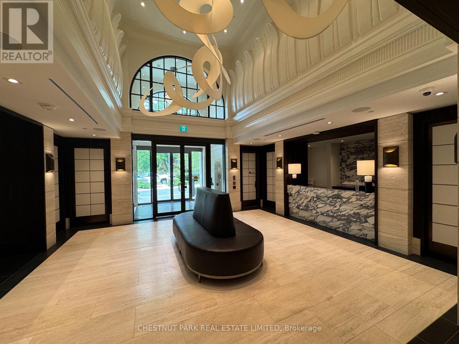 #202 77 CLARENDON AVENUE - Image 30