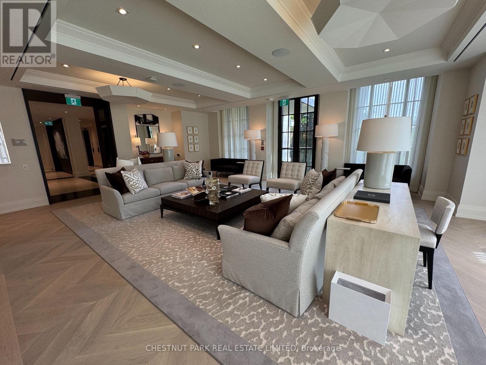 #202 77 CLARENDON AVENUE - Image 34