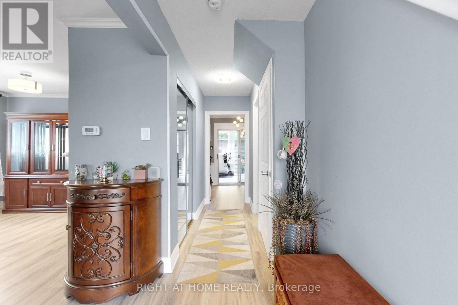 41 FLAMINGO CRESCENT - 1