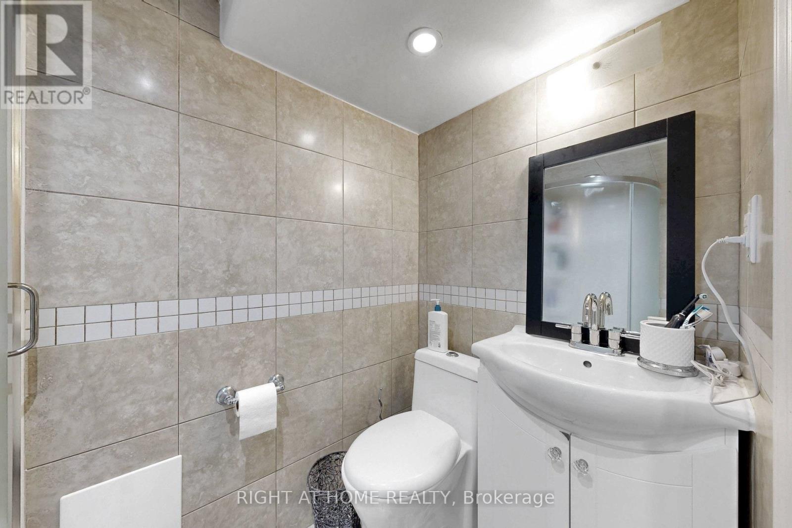 41 FLAMINGO CRESCENT - 32