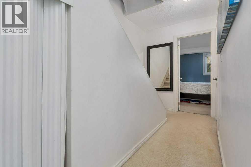 #13 80 Piper Drive - 23