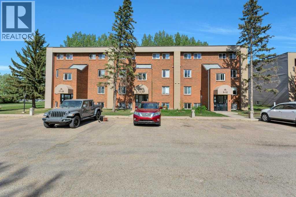 #13 80 Piper Drive - 39
