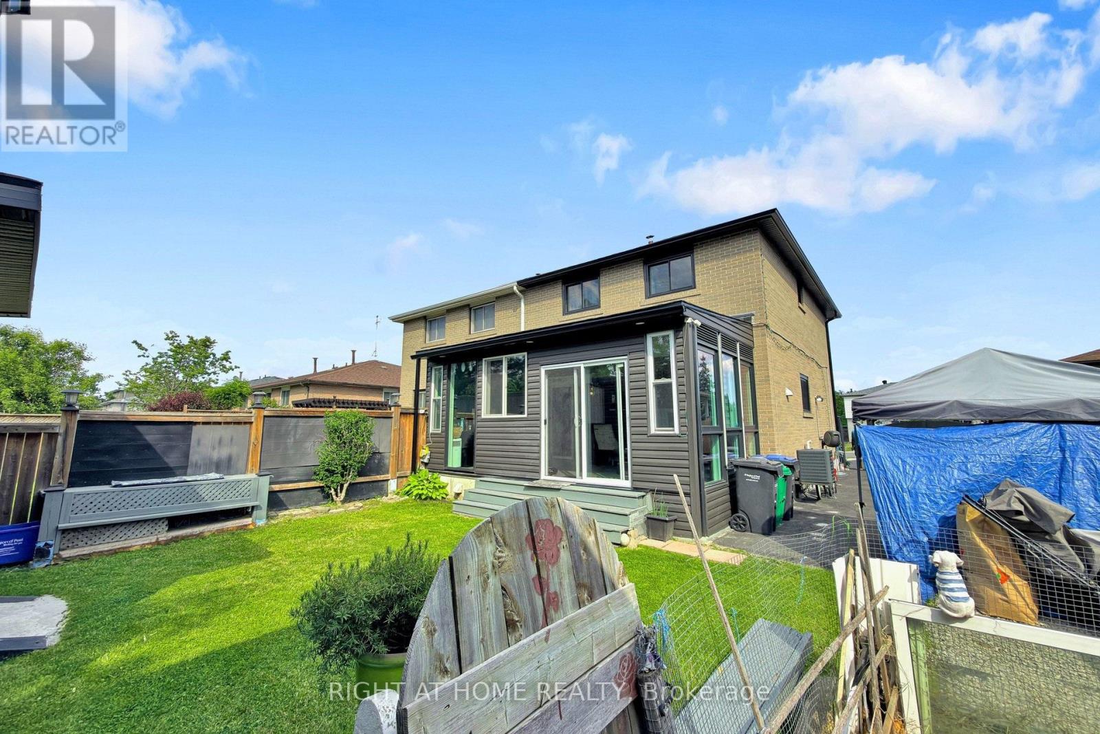 41 FLAMINGO CRESCENT - 41