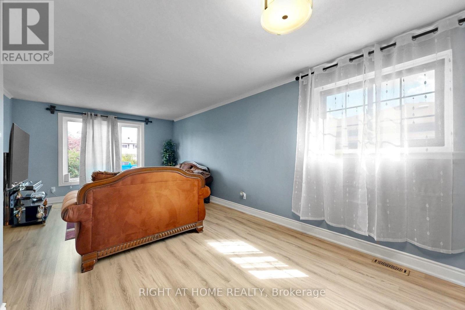 41 FLAMINGO CRESCENT - 9