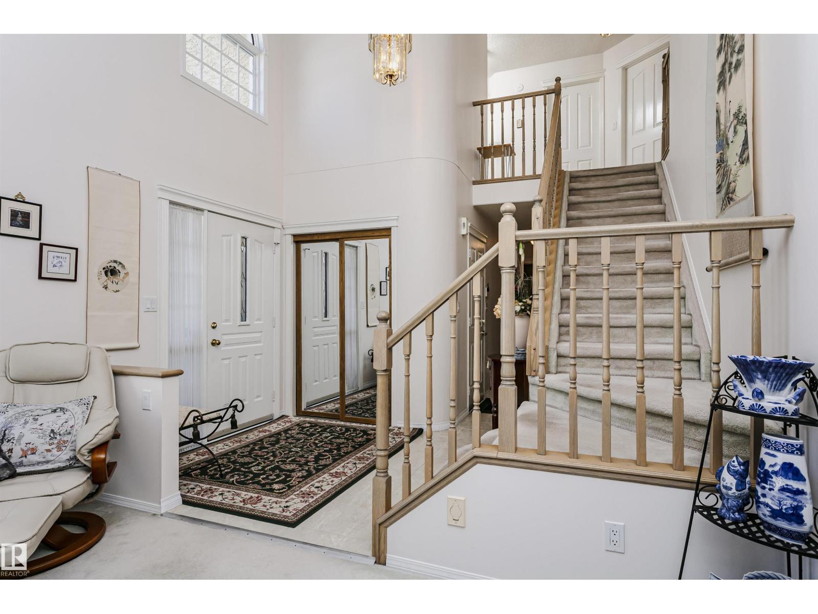 11023 11A AV NW - 21