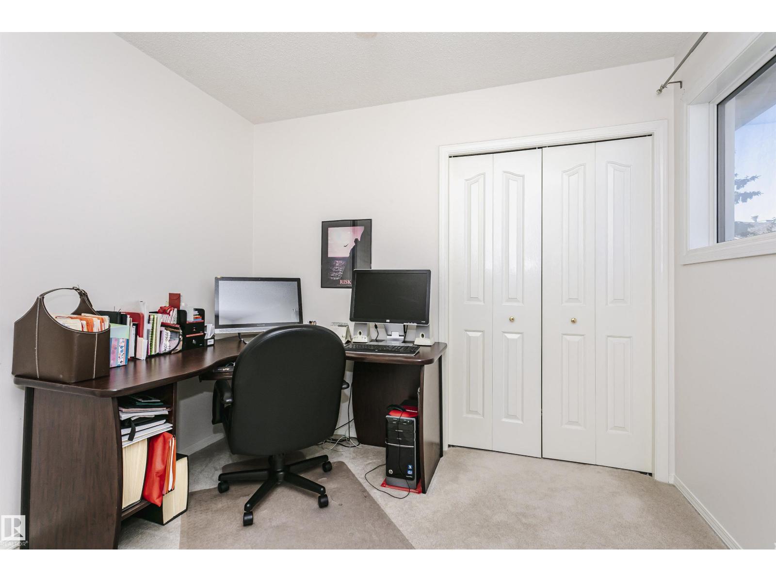 11023 11A AV NW - 27