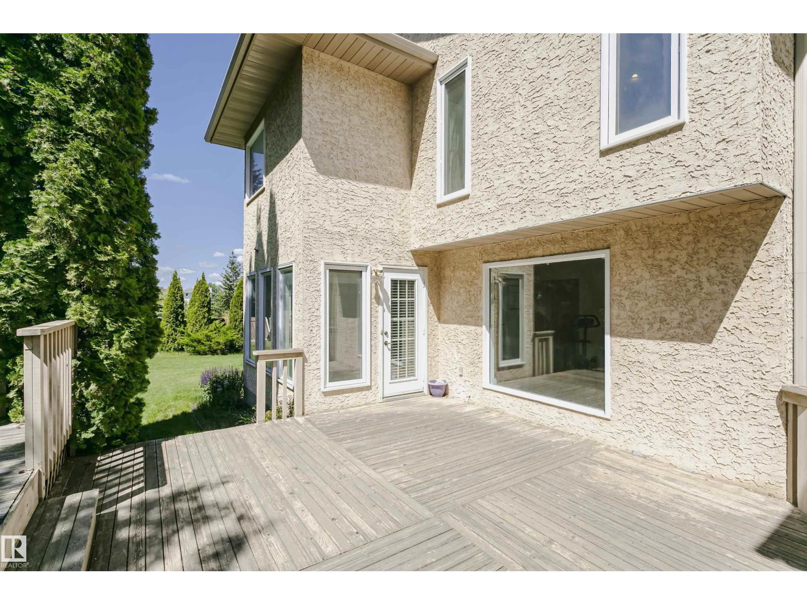 11023 11A AV NW - 40