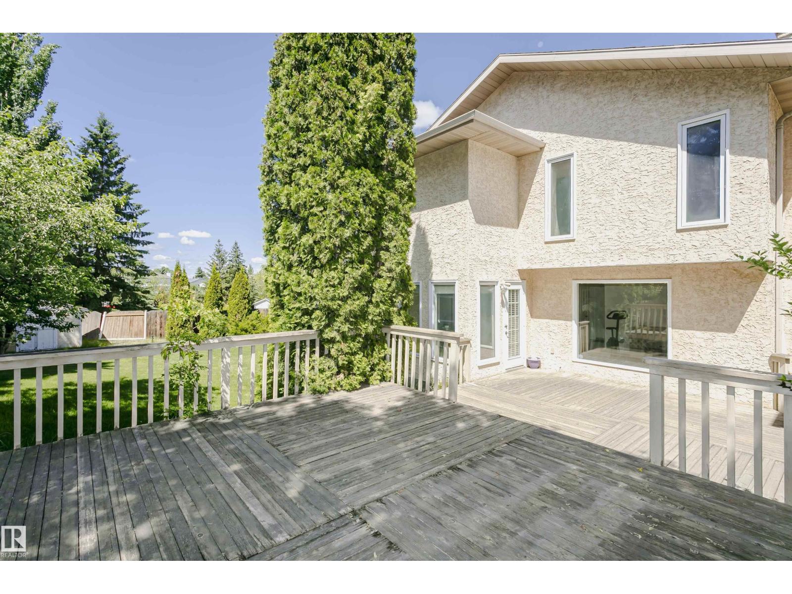 11023 11A AV NW - 42