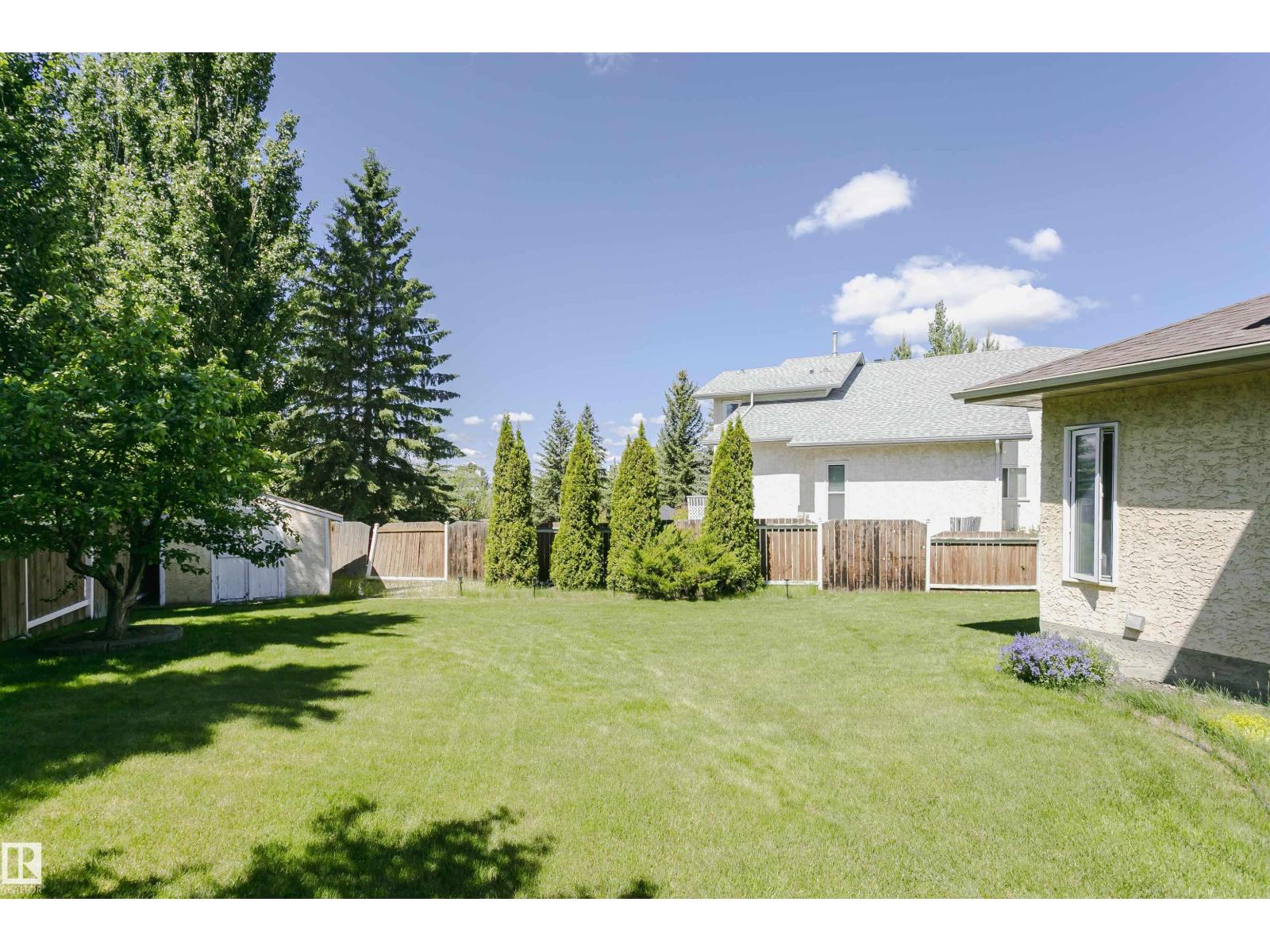 11023 11A AV NW - 43