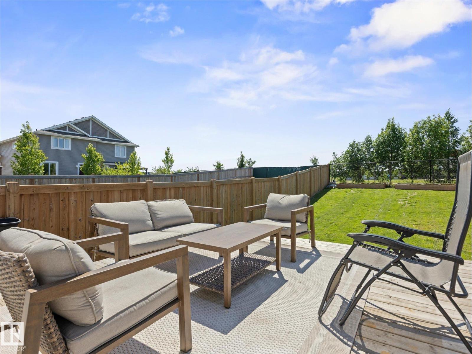 20935 95 AV NW - 29
