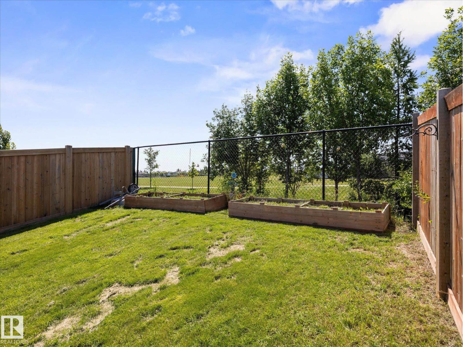 20935 95 AV NW - 34