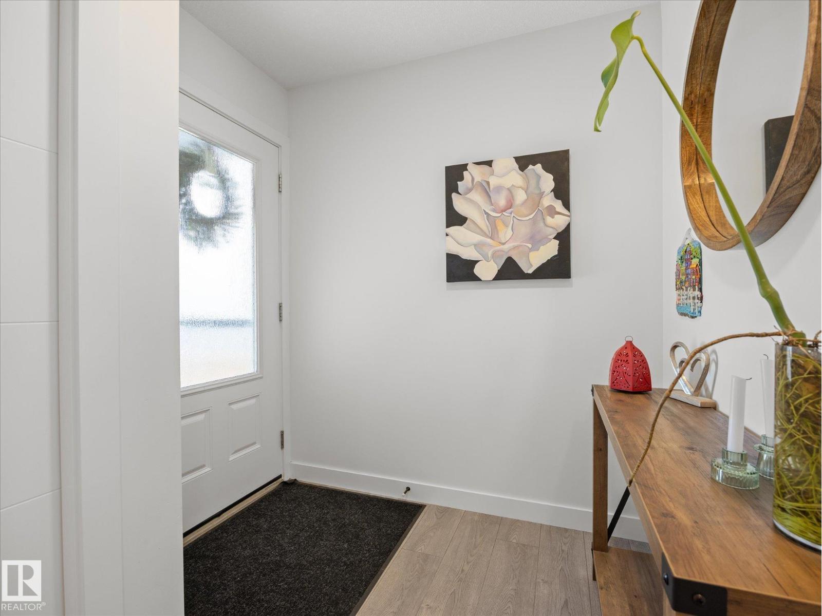 20935 95 AV NW - 4