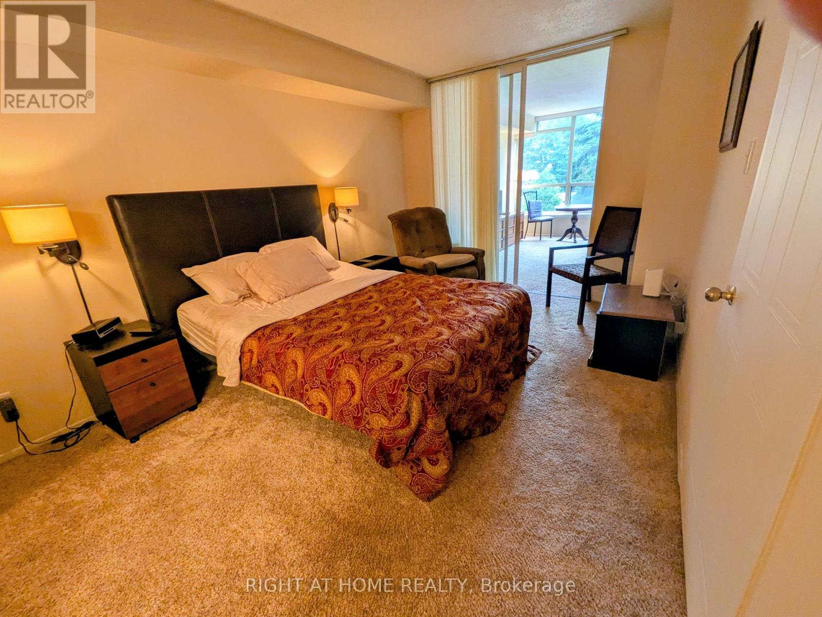 #226 1880 VALLEY FARM ROAD - 11