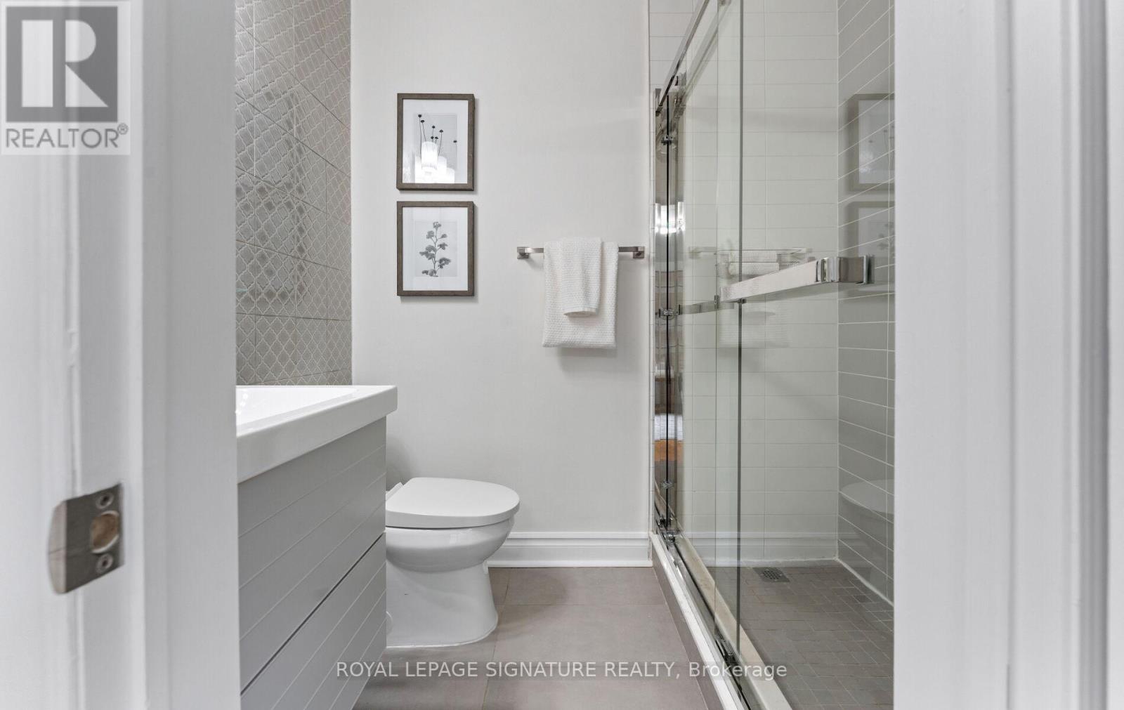 279 BIRKDALE ROAD - 27