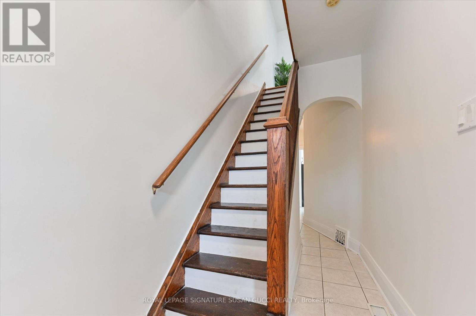 510 GLEBEHOLME BOULEVARD - 14