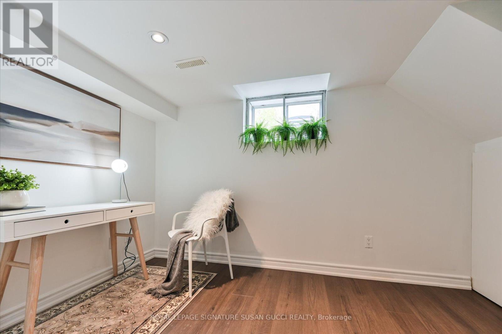 510 GLEBEHOLME BOULEVARD - 23