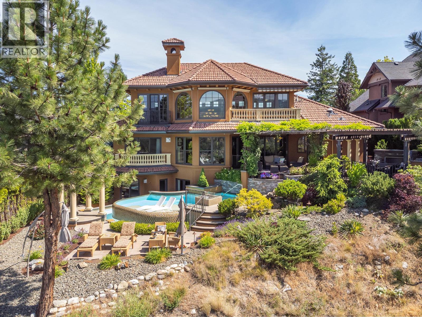 983 Westpoint Drive, Kelowna