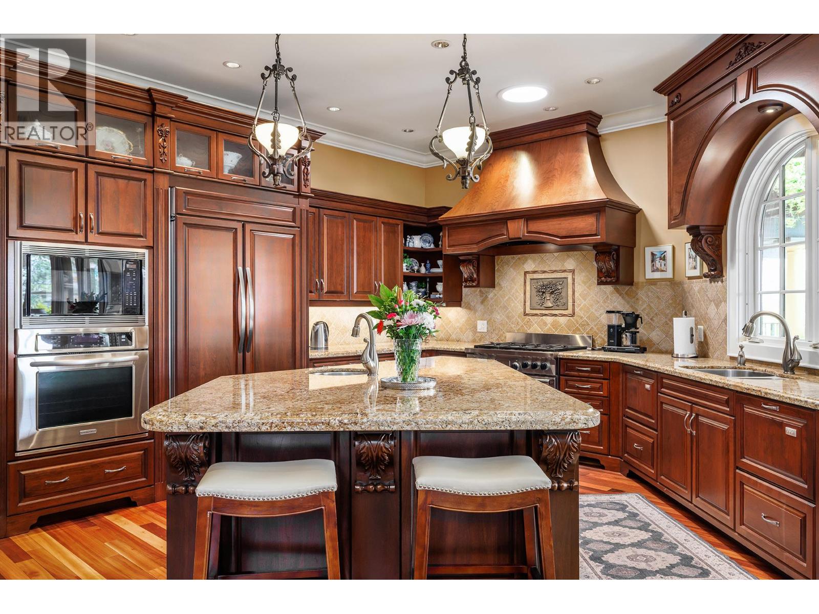 983 Westpoint Drive, Kelowna