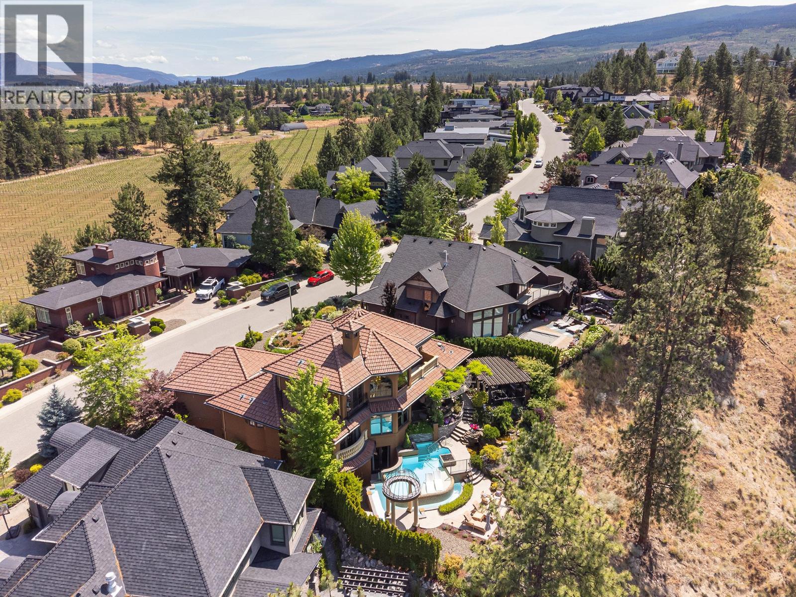 983 Westpoint Drive, Kelowna