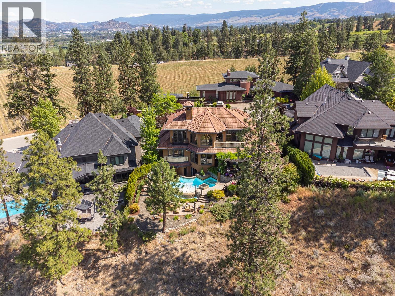 983 Westpoint Drive, Kelowna