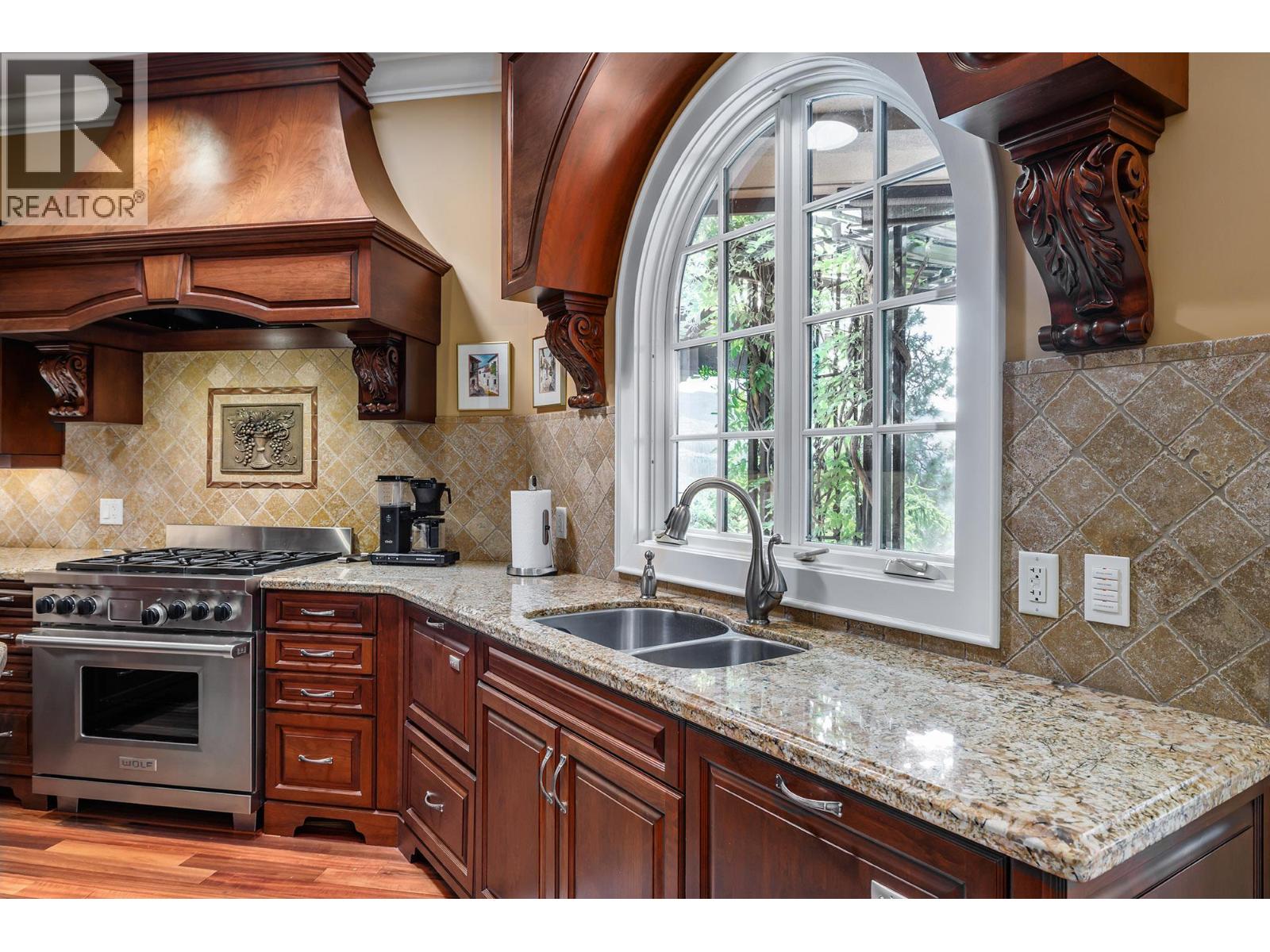 983 Westpoint Drive, Kelowna