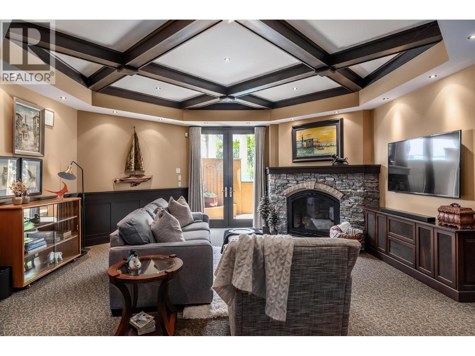 983 Westpoint Drive, Kelowna