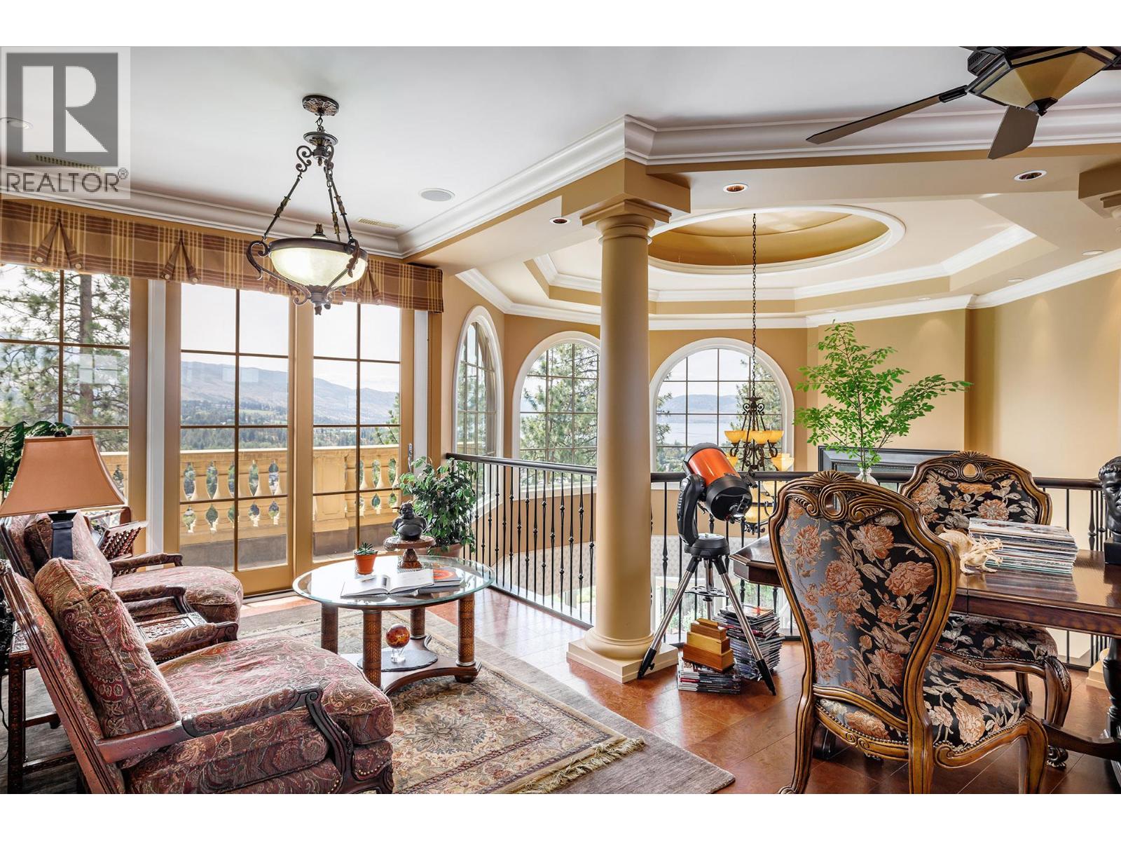 983 Westpoint Drive, Kelowna