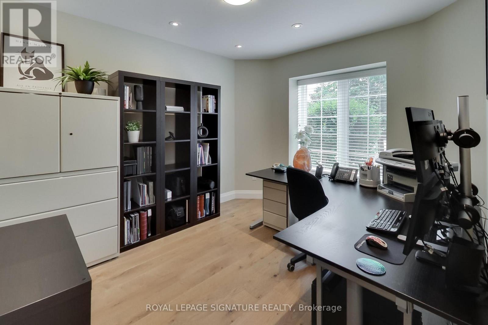 Office / Den