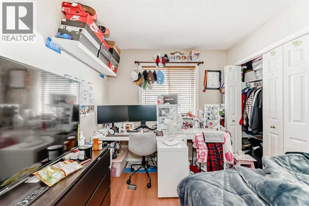 144 Taradale Drive NE - 17